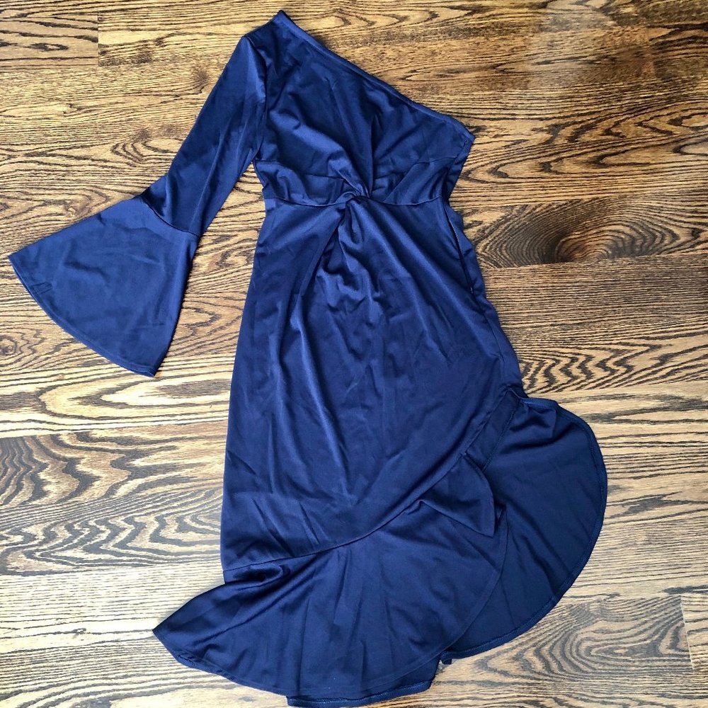 Navy Blue Half Sleeve Frilly Dress - Size Small